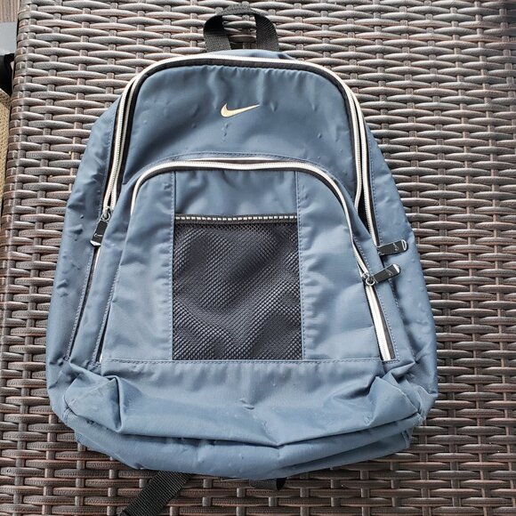 EUC Nike navy blue compact backpack - Picture 1 of 8